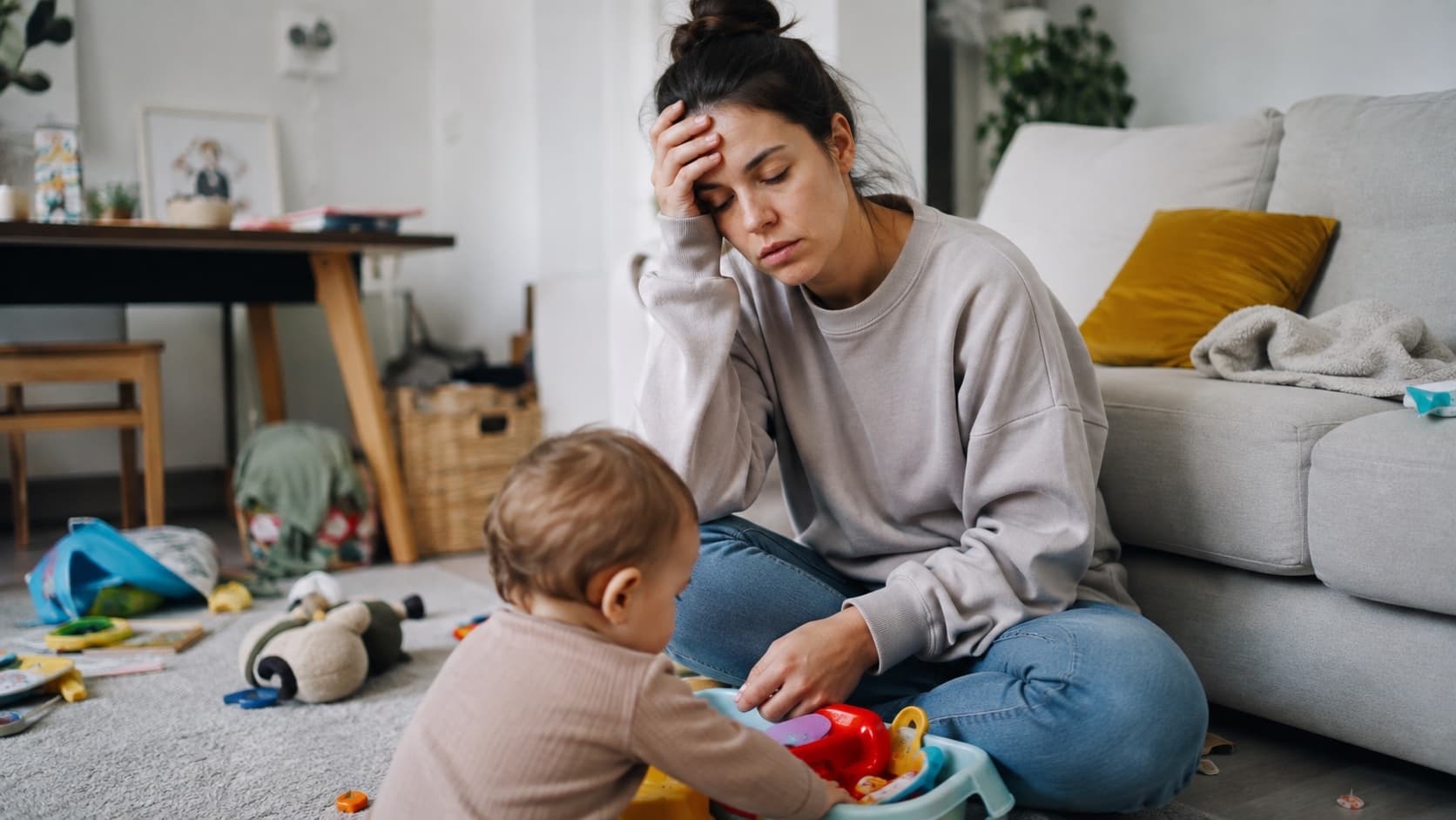 Parental Burnout: Signs You’re Running on Empty